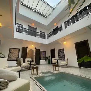 riad-luxe-36.marrakeshhotelsmorocco.com/